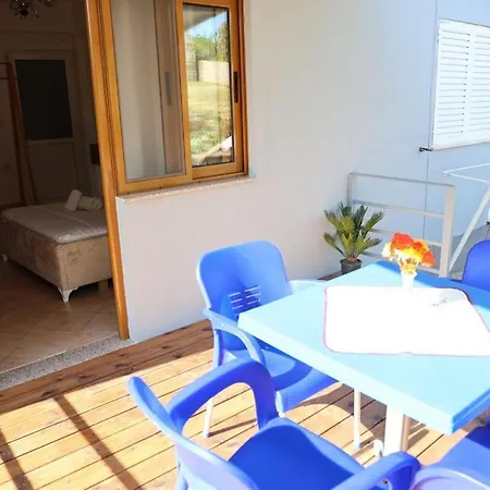 Luti Apartment Stjar