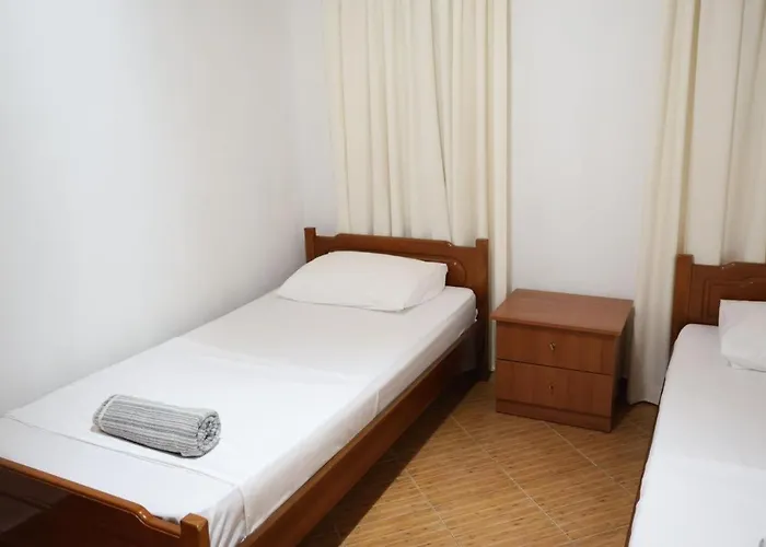Luti Apartament *